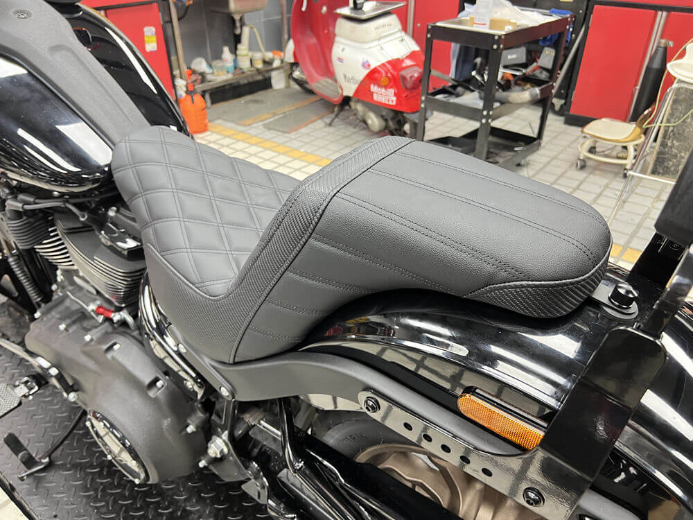 Front Driver & Rear Passenger LS 2-Up Seat For Harley M8 Softail Low Rider ST S FXLR FXLRS FXLRST 117 Sport Glide FLSB 2018-2025 - pazoma